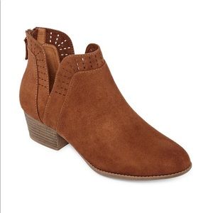 Arizona Jeans Block Heel Booties